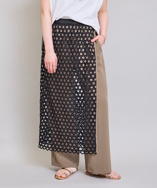 LHELBIE(レルビエ)の「レイヤードドッキングパンツ(その他パンツ・レディース・ベージュ/ブラック/カーキ・M)」の3枚目の写真