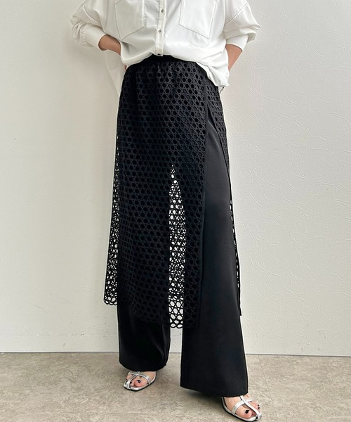 LHELBIE(レルビエ)の「レイヤードドッキングパンツ(その他パンツ・レディース・ベージュ/ブラック・M)」の10枚目の写真