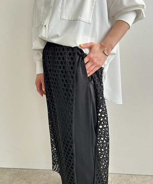 LHELBIE(レルビエ)の「レイヤードドッキングパンツ(その他パンツ・レディース・ベージュ/ブラック・M)」の11枚目の写真