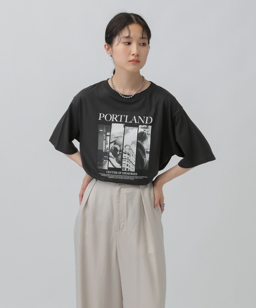 LEPSIM(レプシィム)の「アソートBIGフォトT 583578(Tシャツ/カットソー・レディース・チャコールグレー/オフホワイト/ホワイト/ブラウン・FREE)」の17枚目の写真