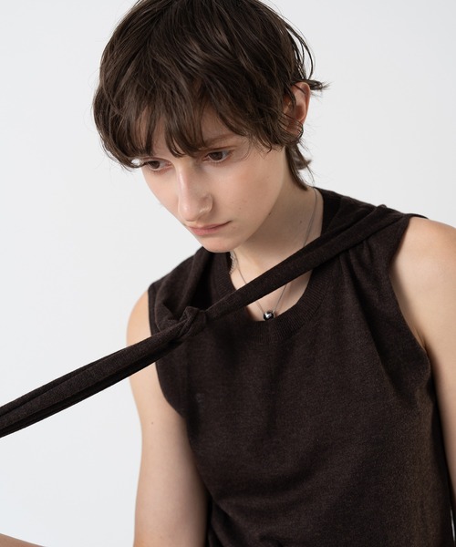 ELOOPS（イーループス）の「【ELOOPS】リボンデザイン ノースリーブニットトップス（ベスト・レディース・アイボリー/ブラウン・FREE）」の15枚目の写真