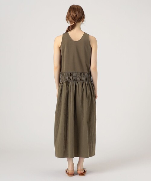 MACPHEE（マカフィー）の「マテリアルコンビ ギャザーマキシワンピース（ワンピース・レディース・カーキ/ブラック・36）」の5枚目の写真