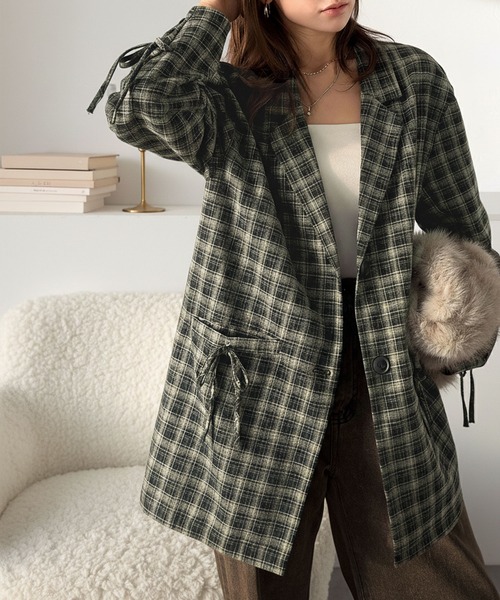 mily bilet(ミウィビレット)の「【mily bilet】今季大本命!お洒落映えリボン付き微起毛チェック柄テーラードジャケット(テーラードジャケット・レディース・チャコールグレー/ブラウン/ブラック・LARGE/X-LARGE/SMALL/MEDIUM)」の2枚目の写真