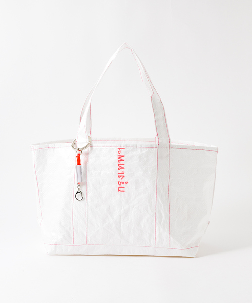 ABAHOUSE（アバハウス）の「【THAILAND MADE／タイランド メイド】チャーム付きトートバッグM/セメントバッグ/ユニセックス/TH-25-BG-02（トートバッグ・メンズ・ホワイト・フリー）」の11枚目の写真