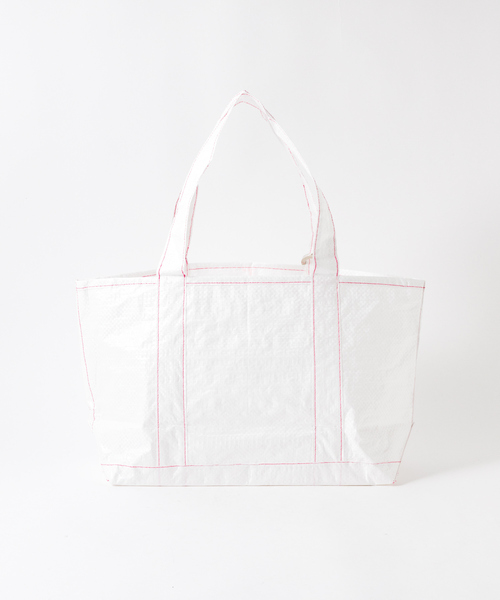 ABAHOUSE（アバハウス）の「【THAILAND MADE／タイランド メイド】チャーム付きトートバッグM/セメントバッグ/ユニセックス/TH-25-BG-02（トートバッグ・メンズ・ホワイト・フリー）」の9枚目の写真