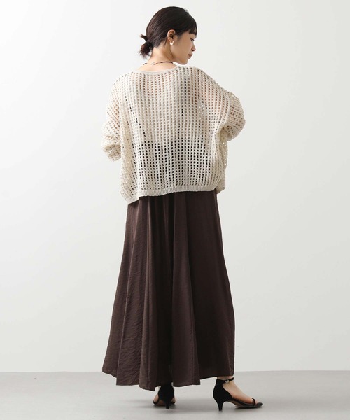 Gready Brilliant(グレディブリリアン)の「メッシュVネックカーディガン(カーディガン/ボレロ・レディース・ベージュ/ブラック・38)」の19枚目の写真