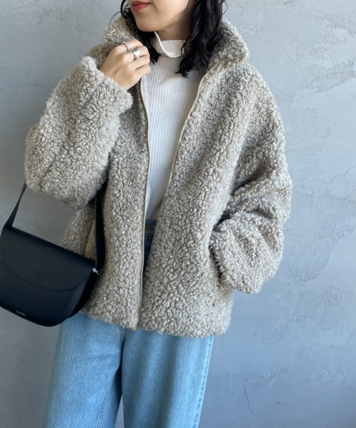 TATRAS（タトラス）の「[TATRAS/タトラス] LUELA シープ調ボアブルゾン【追加】（ブルゾン・レディース・ライトグレー/ブラック/アイボリー・2/1）」の22枚目の写真