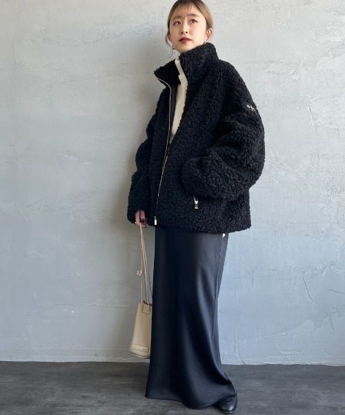 TATRAS（タトラス）の「[TATRAS/タトラス] LUELA シープ調ボアブルゾン【追加】（ブルゾン・レディース・ライトグレー/ブラック/アイボリー・2/1）」の15枚目の写真