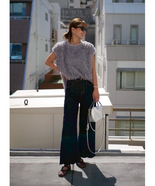 BeBeoD(べベッド)の「フェザーデザインフレンチトップス(その他トップス・レディース・ブラック/ネイビー/ブラウン/グレー/グリーン/グレー系その他/ブラウン系その他・フリー)」の3枚目の写真