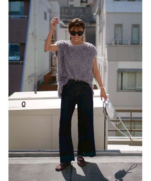 BeBeoD(べベッド)の「フェザーデザインフレンチトップス(その他トップス・レディース・ブラック/ネイビー/ブラウン/グレー/グリーン/グレー系その他/ブラウン系その他・フリー)」の12枚目の写真