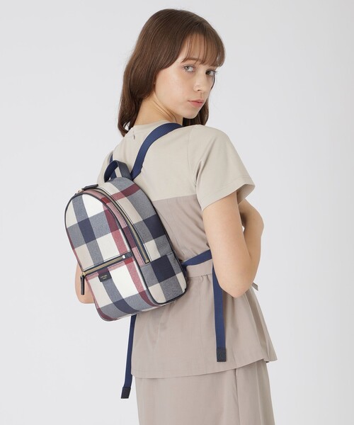 BLUE LABEL CRESTBRIDGE(ブルーレーベルクレストブリッジ)の「クレストブリッジチェックPVCバックパック(バックパック/リュック・レディース・ベージュ系その他/レッド/ダークネイビー/ブルー系その他2・FREE)」の17枚目の写真