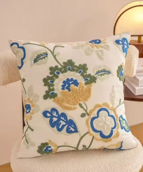 Port（ポート）の「【 Port / ポート 】 レトロ ボタニカル クッションカバー ( 45×45 ) #（クッション/クッションカバー・レディース・B/C/D/A・FREE）」の2枚目の写真