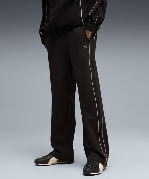 PUMA(プーマ)の「PUMA プーマ メンズ T7 トラック パンツ(その他パンツ・メンズ・ブラック/ブロンズ・X-LARGE/X-SMALL/LARGE/MEDIUM/SMALL)」の2枚目の写真