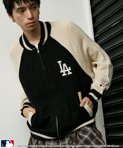 MLB（メジャーリーグベースボール）の「MLB/メジャーリーグベースボール 別注 ZIP KNIT CARDIGANT/ジップニットカーディガン(限定展開)（カーディガン/ボレロ・メンズ・ネイビー/ブラック/ブラウン・LARGE/MEDIUM/SMALL）」の19枚目の写真