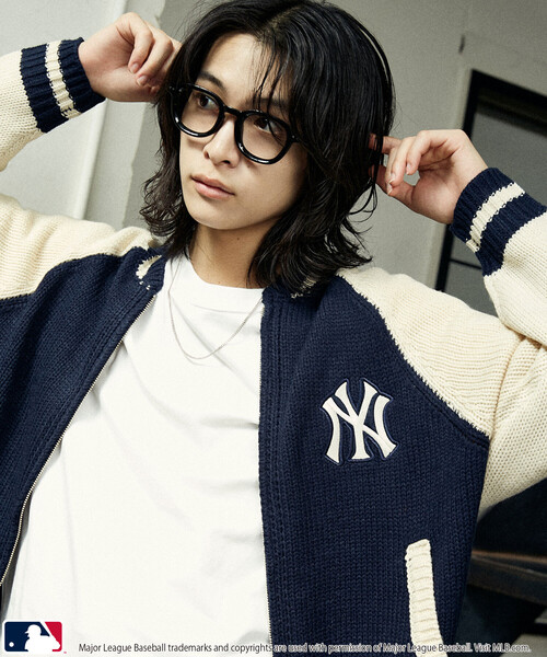 MLB（メジャーリーグベースボール）の「MLB/メジャーリーグベースボール 別注 ZIP KNIT CARDIGANT/ジップニットカーディガン(限定展開)（カーディガン/ボレロ・メンズ・ネイビー/ブラック/ブラウン・LARGE/MEDIUM/SMALL）」の9枚目の写真