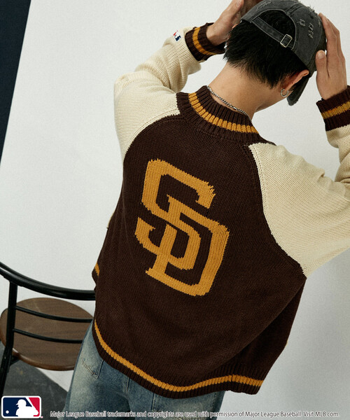 MLB（メジャーリーグベースボール）の「MLB/メジャーリーグベースボール 別注 ZIP KNIT CARDIGANT/ジップニットカーディガン(限定展開)（カーディガン/ボレロ・メンズ・ネイビー/ブラック/ブラウン・LARGE/MEDIUM/SMALL）」の12枚目の写真