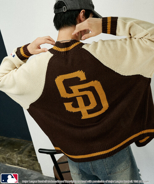 MLB（メジャーリーグベースボール）の「MLB/メジャーリーグベースボール 別注 ZIP KNIT CARDIGANT/ジップニットカーディガン(限定展開)（カーディガン/ボレロ・メンズ・ネイビー/ブラック/ブラウン・LARGE/MEDIUM/SMALL）」の14枚目の写真