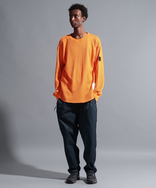 NUMERALS（ヌメラルズ）の「【NUMERALS】サーマルクルー（Tシャツ/カットソー・メンズ・オフホワイト/ブラック/オレンジ/ネイビー・MEDIUM/LARGE）」の14枚目の写真