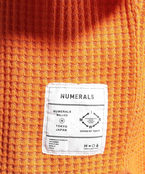NUMERALS（ヌメラルズ）の「【NUMERALS】サーマルクルー（Tシャツ/カットソー・メンズ・オフホワイト/ブラック/オレンジ/ネイビー・MEDIUM/LARGE）」の5枚目の写真