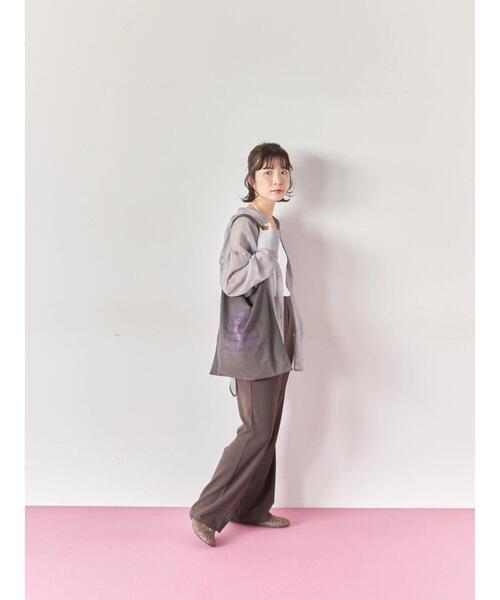 Samansa Mos2 blue（サマンサモスモスブルー）の「フロッキーロゴトート（ハンドバッグ・レディース・チャコールグレー/ブラウン/ライトベージュ・F）」の8枚目の写真