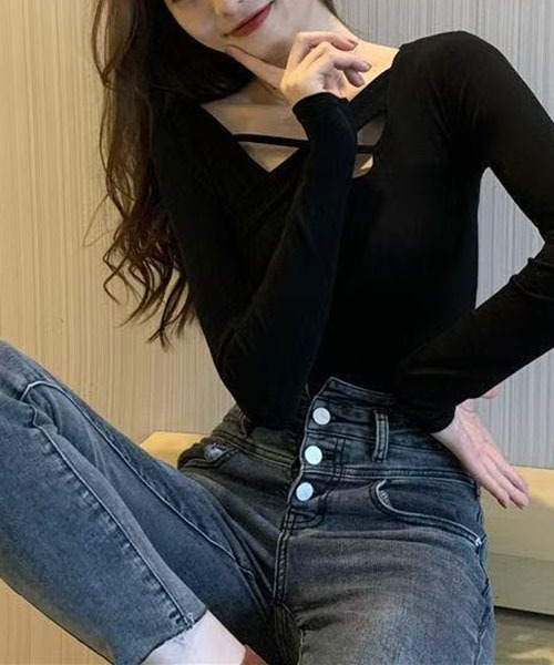 gossip!ロサンゼルス(ゴシップロサンゼルス)の「クロスデザイン タイトフィットトップス(Tシャツ/カットソー・レディース・ブラウン/ホワイト/ブラック・M/S)」の5枚目の写真
