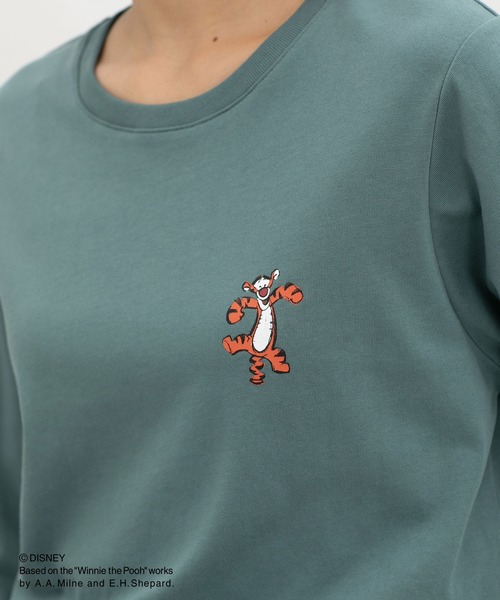 Honeys(ハニーズ)の「プーさん/長袖Tシャツ(Tシャツ/カットソー・レディース・グリーン/オフホワイト/スミクロ/ベージュ・L/LL/M)」の4枚目の写真
