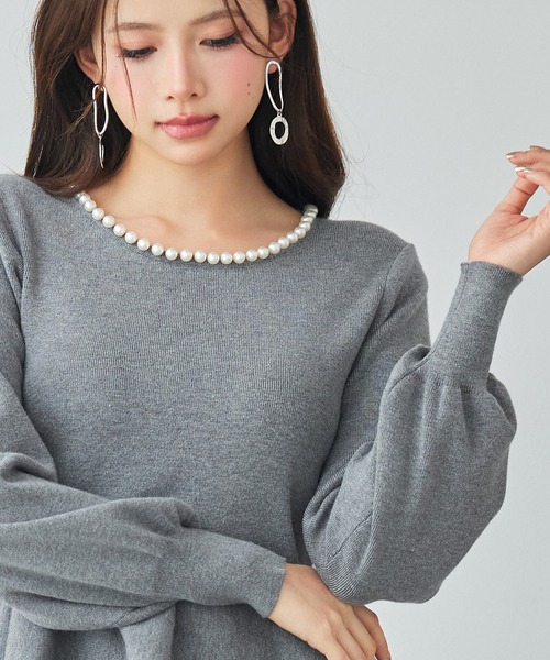 【sono】ティアード ペプラム 3D ニット プルオーバー パール グレー sono】ティアード ペプラム 3D ニット プルオーバー パール グレー