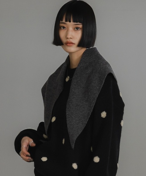 LOWRYS FARM（ローリーズファーム）の「サンカクストール　579535（ストール/ショール・レディース・ブラウン/グレー/レッド・FREE）」の2枚目の写真