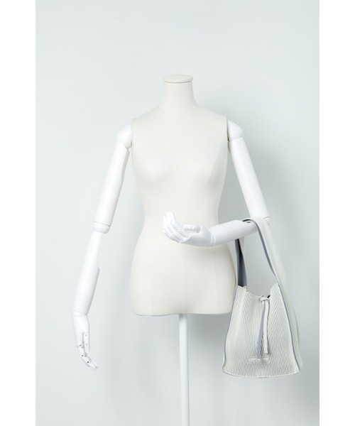 LASTFRAME（ラストフレーム）の「KASANE REVERSIBLE TASUKI TOTE SMALL（ショルダーバッグ・レディース・ピンク系その他/ホワイト系その他・SMALL）」の9枚目の写真