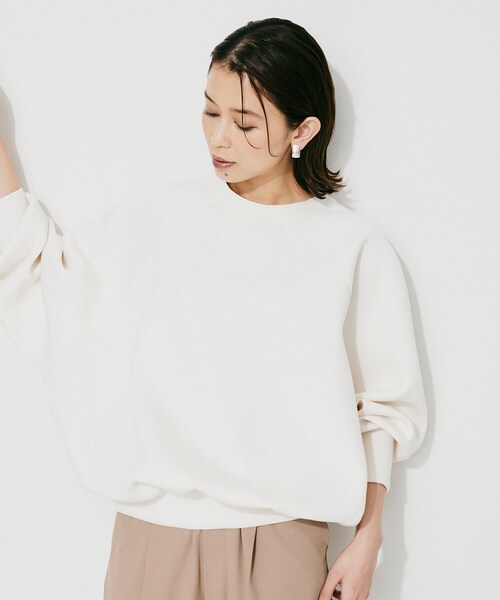 UNTITLED(アンタイトル)の「【upper hights】THE BROOKE 3D プルオーバーカットソー(Tシャツ/カットソー・レディース・アイボリー/グレー・02)」の1枚目の写真