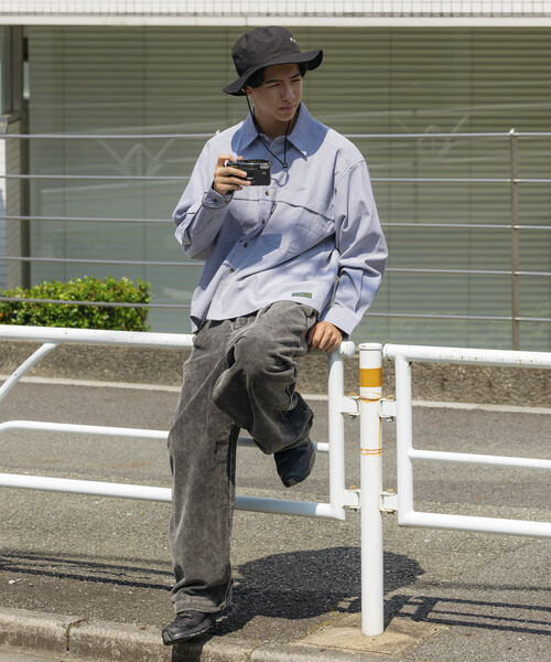 Foxfire（フォックスファイヤー）の「Foxfire/フォックスファイヤー 別注 オックスフォード クロップド フィッシングポケット ロングスリーブシャツ（シャツ/ブラウス・メンズ・その他13/ライトグレー/ブルー・LARGE/MEDIUM）」の6枚目の写真