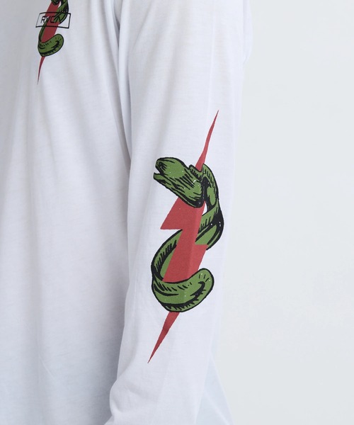 RVCA(ルーカ)の「RVCA SPORT メンズ SHOCK SQUAD LS ロンT 【2025年秋冬モデル】/ルーカバックプリント長袖ロンT(Tシャツ/カットソー・メンズ・ホワイト/ブラック・SMALL/LARGE/X-LARGE/MEDIUM)」の6枚目の写真