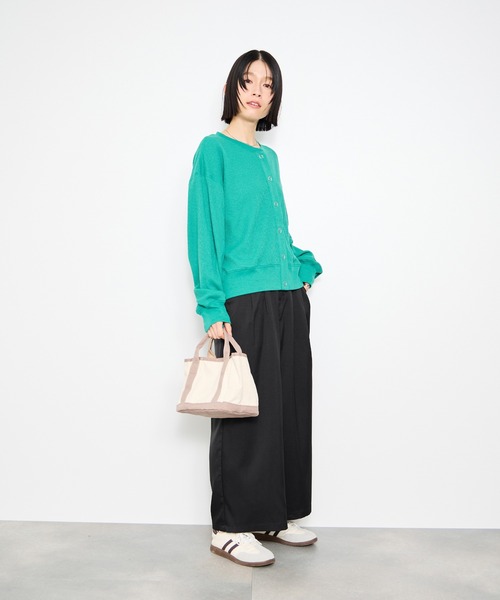 Mac-House(マックハウス)の「Idnes サイドバックルクロップドパンツ(その他パンツ・レディース・ブラック/ブルー/ベージュ・M/L)」の4枚目の写真