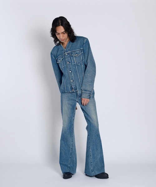 TANAKA（タナカ）の「FLARE JEAN TROUSERS（デニムパンツ・メンズ・インディゴブルー・28/30）」の4枚目の写真