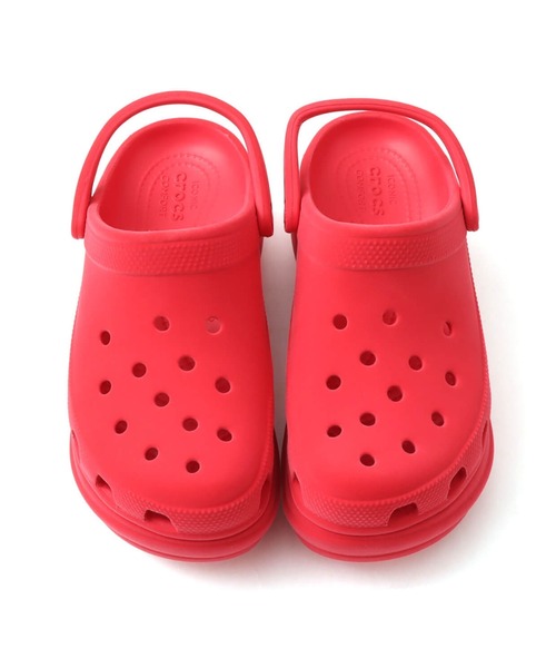 crocs(クロックス)の「crocs Bae Velvet Clog / クロックス ベイ ベルベット クロッグ(サンダル・レディース・レッド・24.0cm/23.0cm/22.0cm/25.0cm)」の2枚目の写真