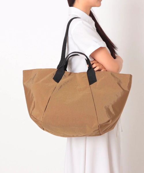 cache cache(カシュ カシュ)の「カシュカシュ cachecache / ダブルハンドルマザーバッグ(トートバッグ・レディース・ベージュ/ブラック系その他/グレー/ブラック・FREE)」の4枚目の写真
