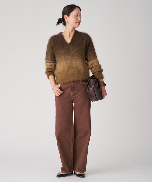 enrica(エンリカ)の「ENRICA エンリカ Vネックプルオーバー Gradation KNIT241(ニット/セーター・レディース・キャメル・FREE)」の5枚目の写真