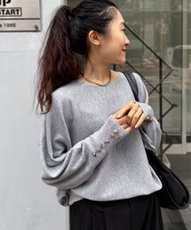 《手洗い可能》ジュエリーボタンスリーブニット