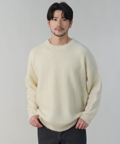 LIL VENDARS(リルヴェンダース)の「Buyer's Select / モヘアタッチ無地アクリルクルーネックニット(ニット/セーター・メンズ・ホワイト/ワイン/ブラック/ベージュ/チャコール・L/M)」の2枚目の写真