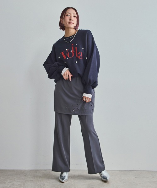 LHELBIE(レルビエ)の「【洗える】パール+ロゴニットトップス(ニット/セーター・レディース・ブラック/アイボリー/ネイビー・M)」の4枚目の写真