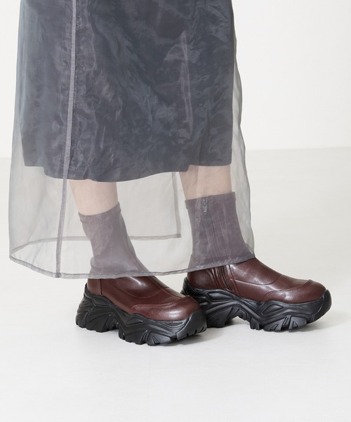 MISCH MASCH(ミッシュマッシュ)の「軽量 厚底 スニーカーソール ショートブーツ 41412(ブーツ・レディース・ブラック/ホワイト/レッド・LL/L/M/S)」の11枚目の写真