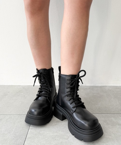 WEGO（ウィゴー）の「WEGO/レースアップショートブーツ（ブーツ・レディース・ブラック・LARGE/SMALL/MEDIUM）」の15枚目の写真
