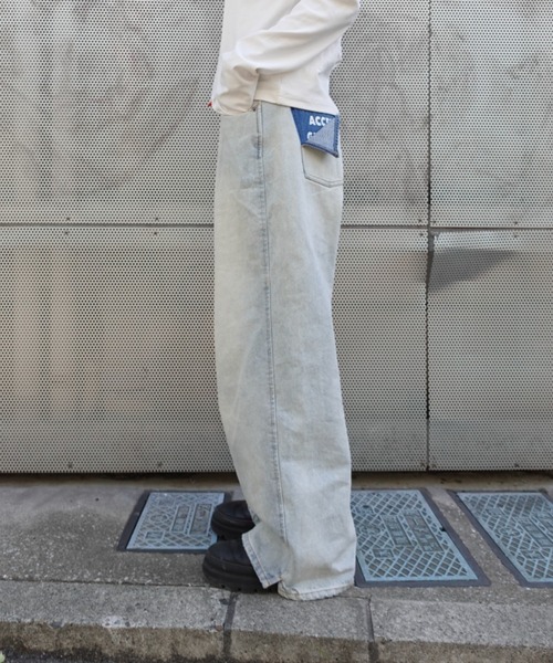 TEEN BOOP（ティーンブープ）の「プリントルーズストレートデニム（デニムパンツ・レディース・ブルー・MEDIUM/SMALL）」の11枚目の写真