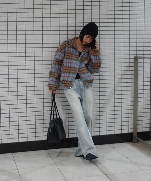 TEEN BOOP（ティーンブープ）の「プリントルーズストレートデニム（デニムパンツ・レディース・ブルー・MEDIUM/SMALL）」の22枚目の写真