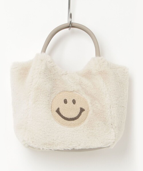 fredy emue（フレディエミュ）の「SMILY刺繍ファートートバッグ（トートバッグ・レディース・アイボリー/ブラウン系その他・FREE）」の7枚目の写真