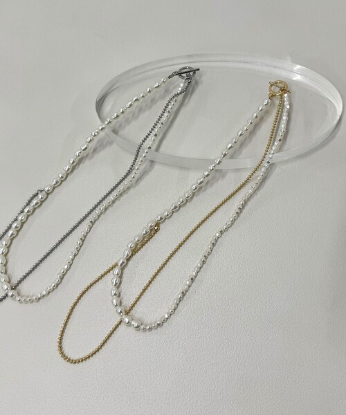 fredy emue（フレディエミュ）の「パールチェーンアシメネックレス（ネックレス・レディース・ゴールド/シルバー・FREE）」の5枚目の写真