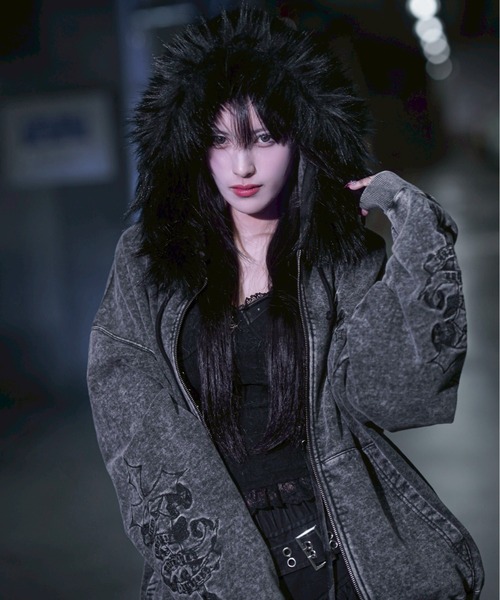 『REFLEM/レフレム』ファー付きクロス刺繍ZIPパーカージップアップパーカー REFLEM/レフレム』ファー付きクロス刺繍ZIPパーカー/ジップアップ