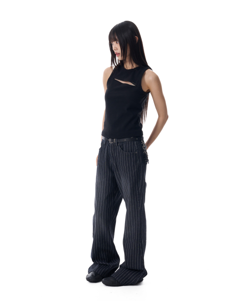 AAKAM（アーカム）の「Striped Flare Denim Pants (Black)（デニムパンツ・レディース・その他・1/2）」の8枚目の写真