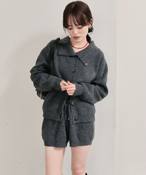 新品未使用試着のみmystic襟付きプレートニットカーディガン 新品未使用試着のみmystic襟付きプレートニットカーディガン ブラック