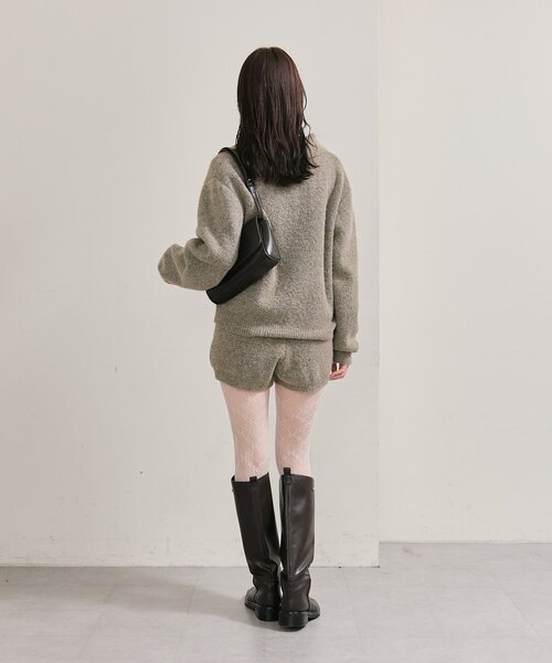 今すぐお届け可能！柔らかい素材で着心地◎】襟付きプレートニット